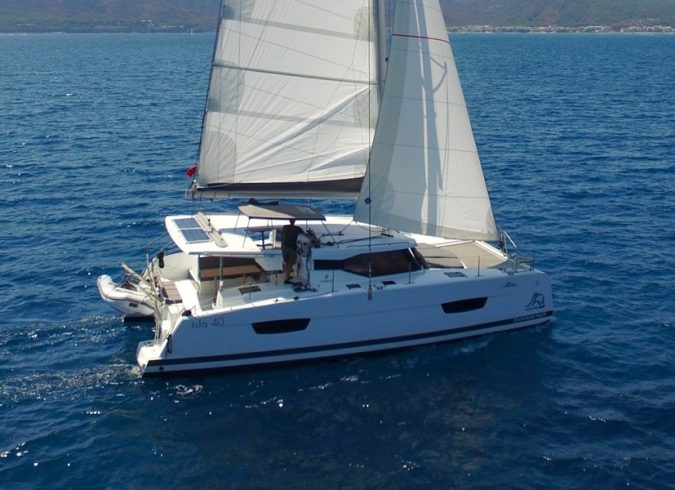 2021 - Fountaine Pajot Isla 40
