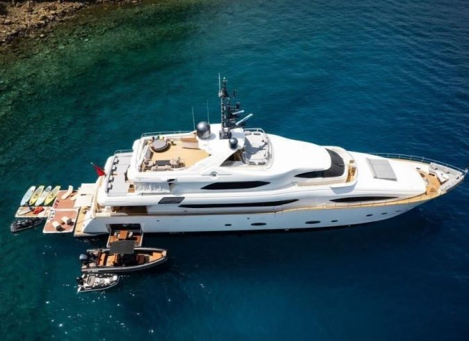 M06-140/6cabins/12PAX